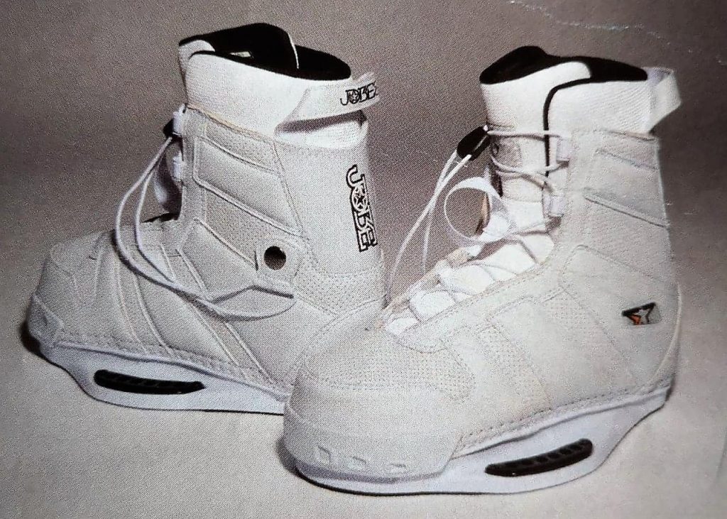 O'Brien Clutch Wakeboard Bindings Avos Watersports Den